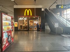 -麦当劳(轻轨曹杨路店)