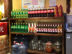 零售区-富正毅三下锅·湘西韵味(天门山索道店)