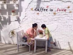 -黄色小屋