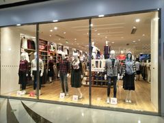 -优衣库(海口秀英万达广场店)