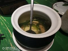 海带苗龙骨汤-费大厨辣椒炒肉(太平老街店)
