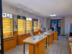 -优医视平价眼镜蔡司依视路折扣工厂店(德胜门店)