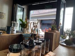 大堂-Metal hands·铁手咖啡