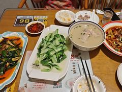 -易老妈蹄花.创于1935(总店)