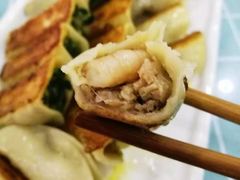 虾肉锅贴-众口斋锅贴(银泰城店)
