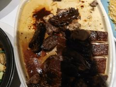 -八府香鸭·啫啫煲(华山路店)