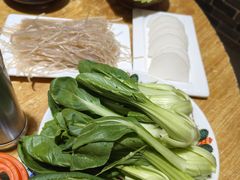 -茸梅路右拐龙虾-农家菜(松江店)