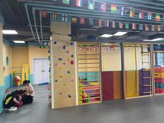 -玩胜青少儿体能(福田侨香中心)