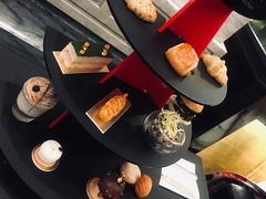 -Salon de The de Joel Robuchon(外滩18号店)