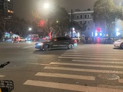 -鲍师傅糕点(江苏路店)