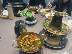 -香山湖家家宴(中山陵店)