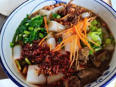 -湖泉水云间餐厅·弥勒地道菜(B座店)