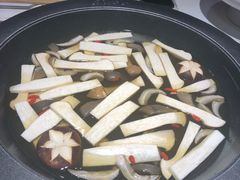 老炮菌汤-川西坝子(老军营店)