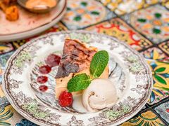 -BROWNSTONE布朗石西班牙餐厅(富城店)