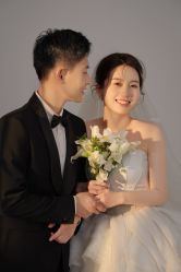 -雪中彩影婚纱摄影·微光艺术中心