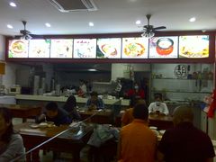 -胡成记口蘑龙眼包子(盐道街店)