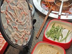 -醉董牛川派鲜肉自选火锅(烟台店)