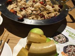 -小鱼小牛·鱼牛干锅·脆鱼火锅(世欧广场店)