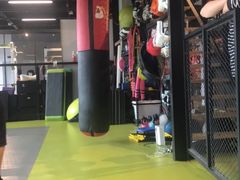 -LikingFit24小时健身•普拉提(张江店)