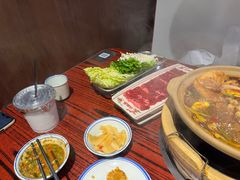 -沙胆彪炭炉牛杂煲(上海日月光广场店)