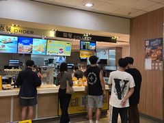 -麦当劳(龙洞店)