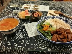 -蜗牛小馆醉乡民谣云南菜(惠新西里店)