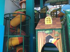 -蒙特利亲子乐园