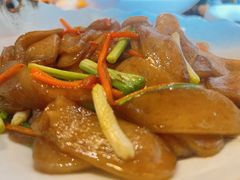 -头上红煨盐鸡·非遗院子餐厅