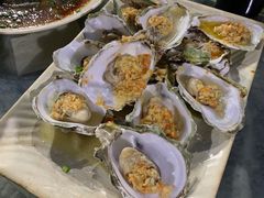 -亚龙湾8号(丁村万人海鲜广场店)