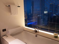 上海璞丽酒店豪华套房-主卧卫浴浴缸-上海璞麗酒店