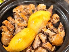 -东川炭炉鸡煲·榴莲瓦煲鸡(广州首店)