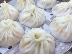蟹粉肉-莱莱小笼·乔艾