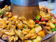 -老佛爷铜炉蛙锅(挂绿店)