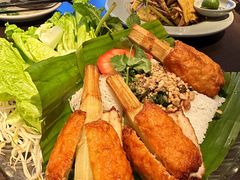 -大头虾越式风味餐厅(光明广场店)
