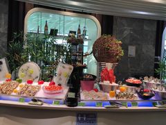 -亚洲国际大酒店·云顶阁旋转自助餐厅
