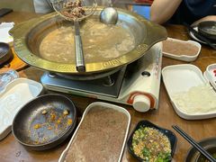 -天成·潮州牛肉脆肉鱼生蚝自助火锅
