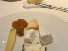 -Epicure