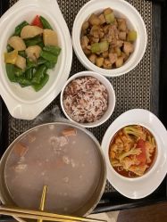 -妈咪爱月子中心·母婴护理