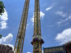 -七彩云南欢乐世界