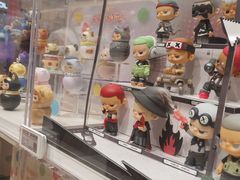 -泡泡玛特POPMART(国金街店)