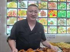 -芦茨金富饭庄·25年老字号·专做稻草鸡