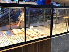 面包甜点陈列柜-LELECHA乐乐茶(上海五角场万达广场店)