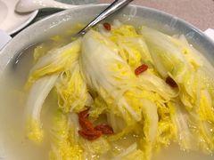 鸡汤娃娃菜-忆食尚腊味煲仔饭(华南城店)