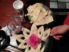 -重庆爽翻天老火锅(临平万达广场店)