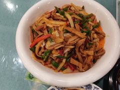 -三清食坊(库尔勒汇嘉时代广场店)