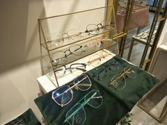 -肆兮眼镜·蔡司·徕卡战略合作店(大坪店)
