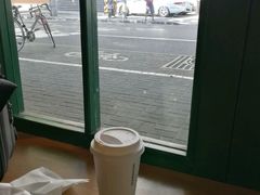 -星巴克(武康路店)