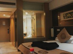 -南京双门楼宾馆(盐仓桥地铁站阅江楼店)