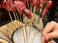 -虾弄弄海派小龙虾·牛羊蝎子火锅