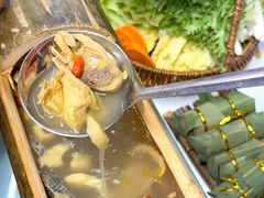-刘姐啤酒鱼民族演艺餐厅(西街总店)